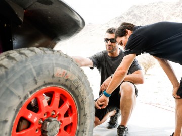  Analiza niepowodzeń Audi podczas Rajdu Dakar